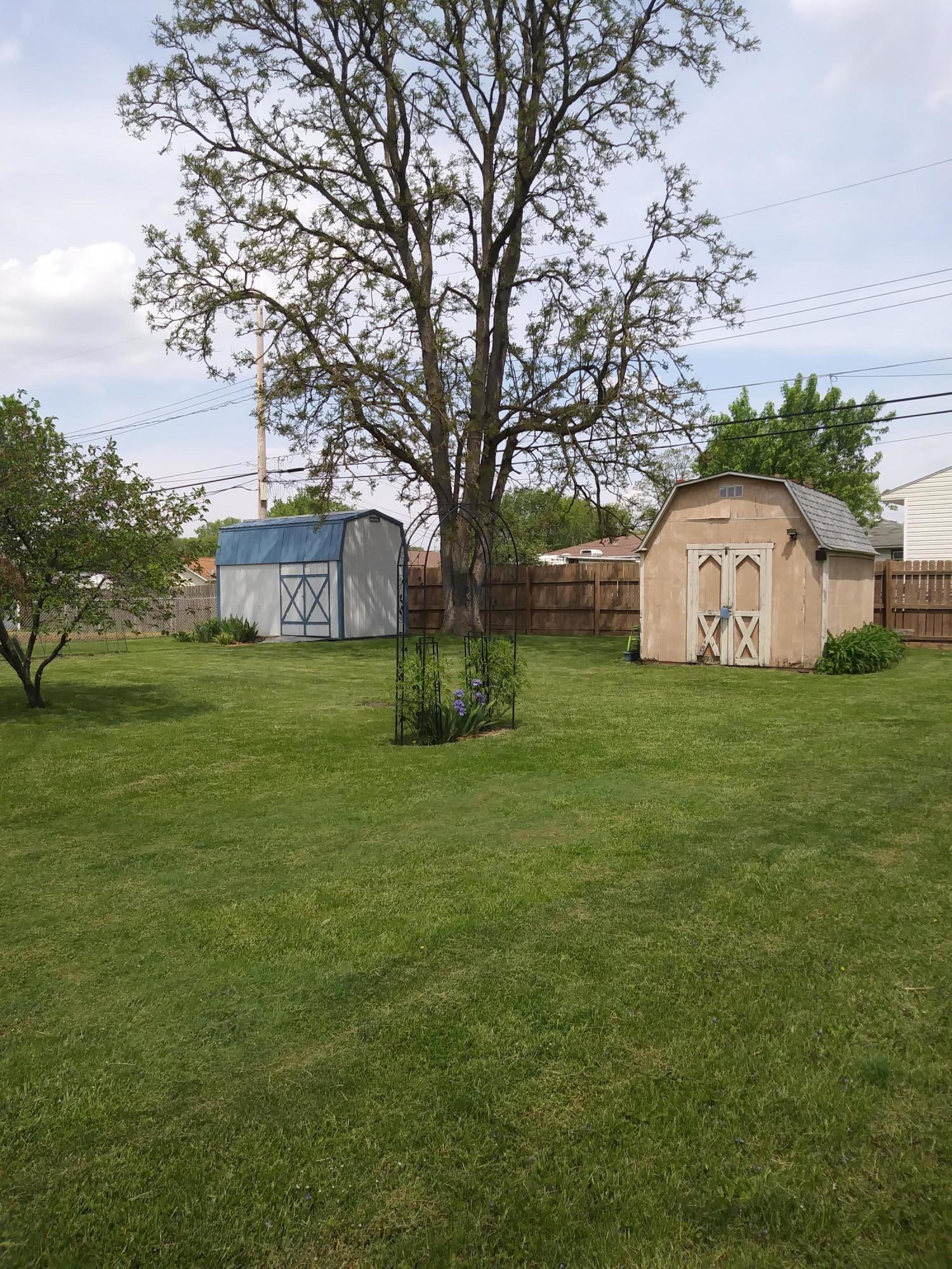 594 Stockbridge Road Columbus, OH 43207 - Photo 3 of 9 Gallery Image 3