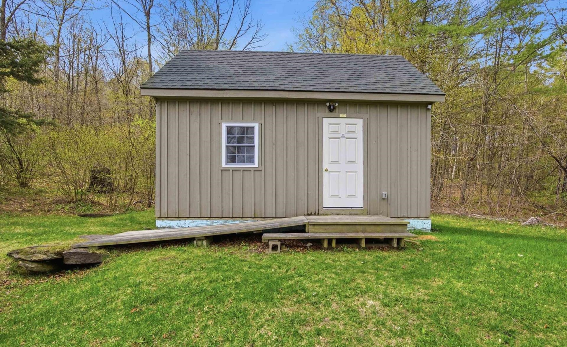 228 Leonard Road Sharon, VT 05068 - Photo 43 of 56
