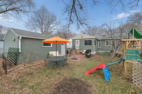 $299,990 | 1946 Dorothea Avenue, St. Paul, MN 55116