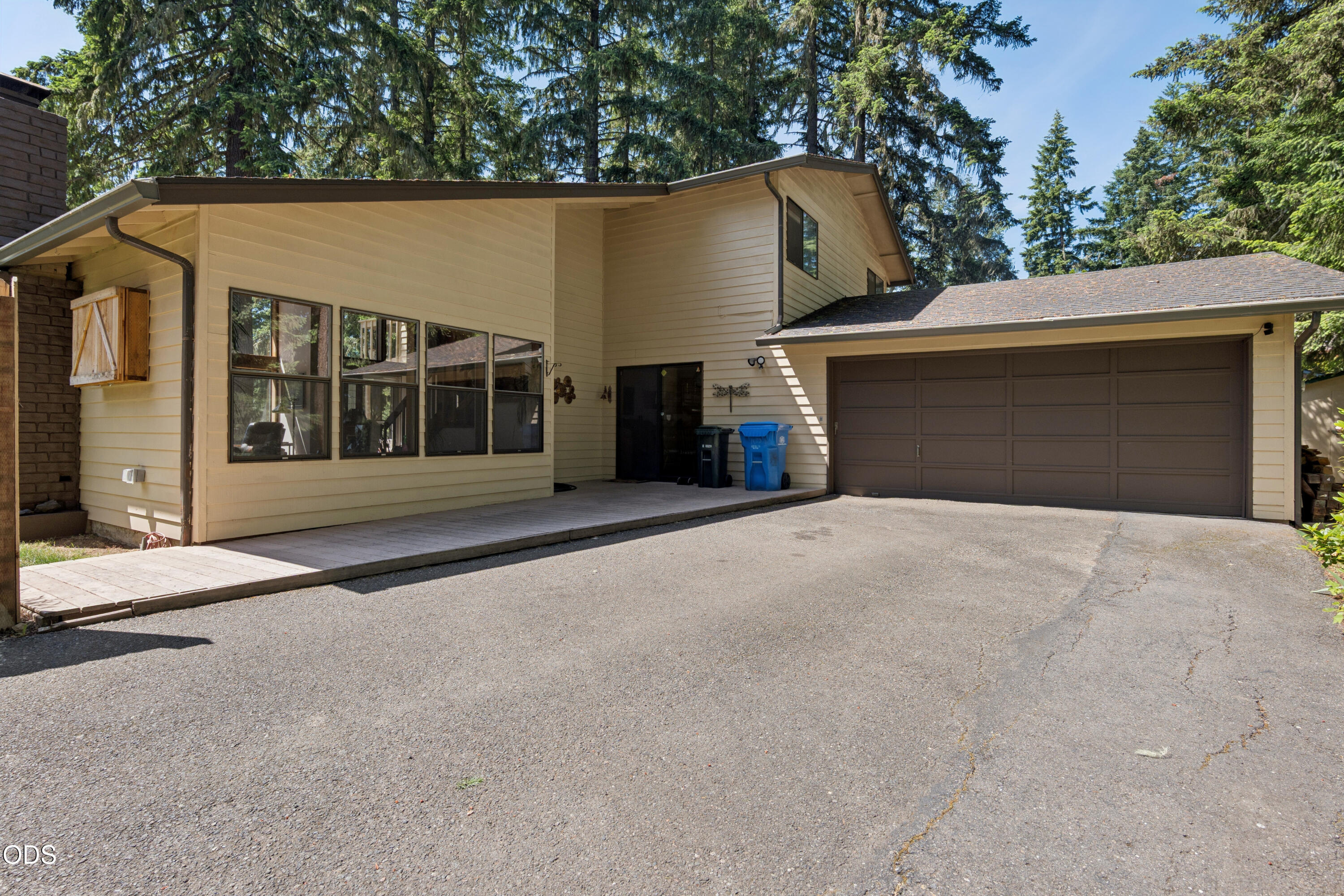 1853 Ridge Water Drive Sutherlin, OR 97479 - Photo 25 of 27 22