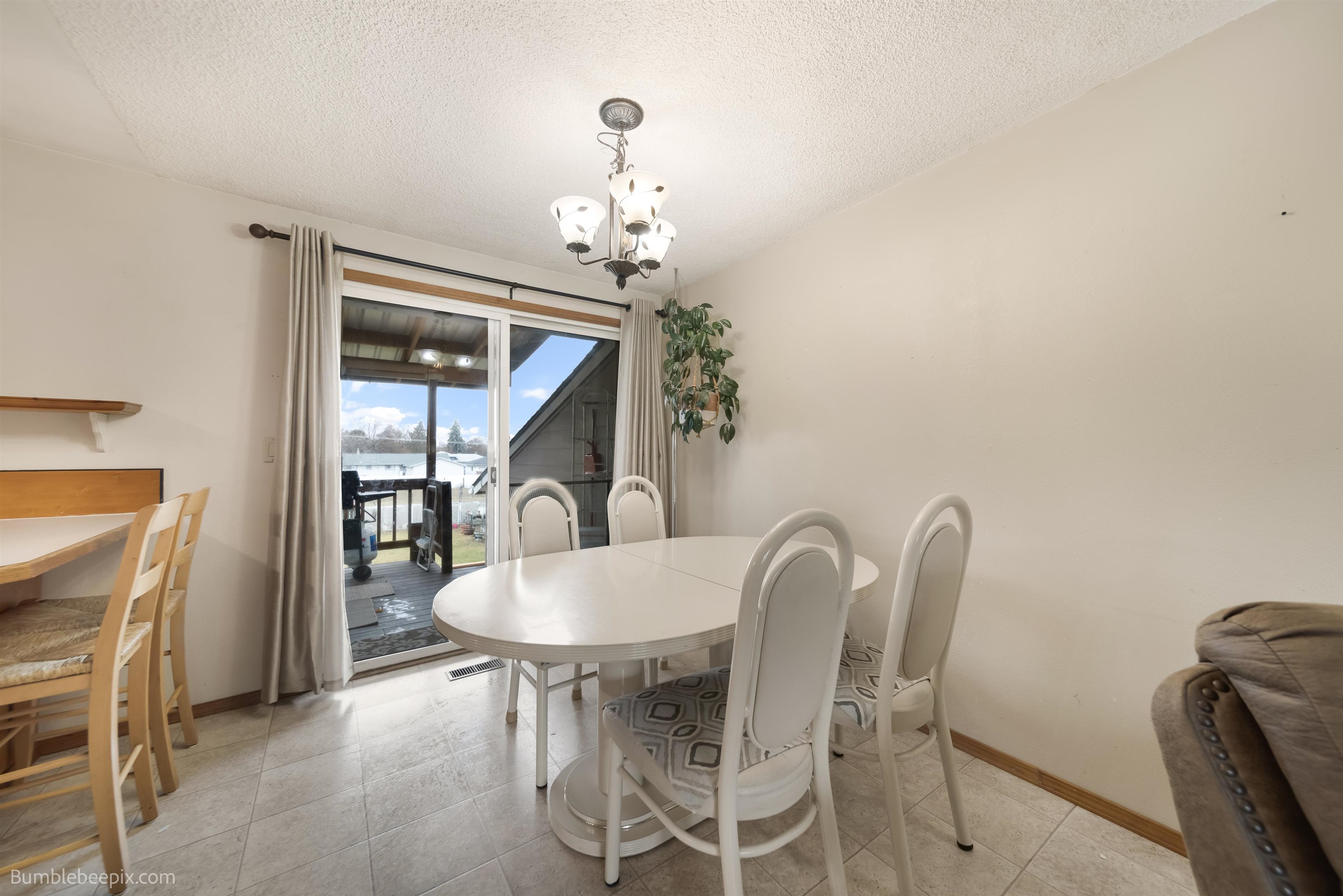 1019 North Perrine Road Spokane, WA 99206 - Photo 6 of 26 Gallery Image 6