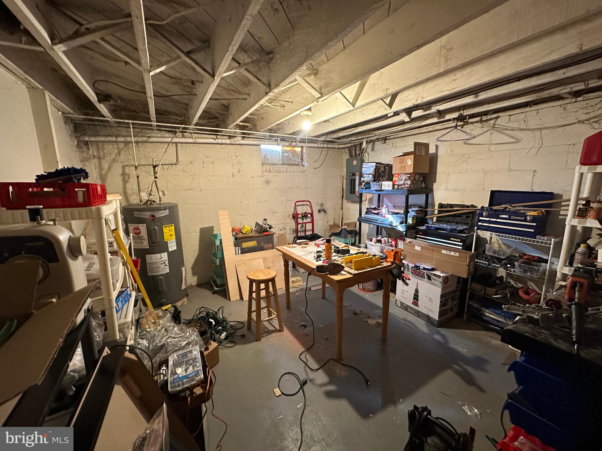 9947 Crossfield Road Hagerstown, MD 21740 - Photo 38 of 39 a view of a storage room