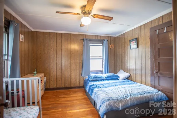 $235,000 | 400 Summit Avenue, Spruce Pine, NC 28777