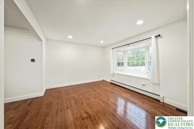 $650,000 | 5353 Highway 309, Schnecksville, PA 18078