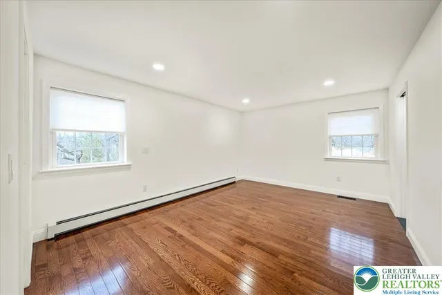 $650,000 | 5353 Highway 309, Schnecksville, PA 18078