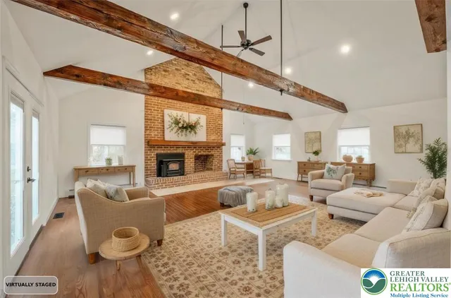 $650,000 | 5353 Highway 309, Schnecksville, PA 18078