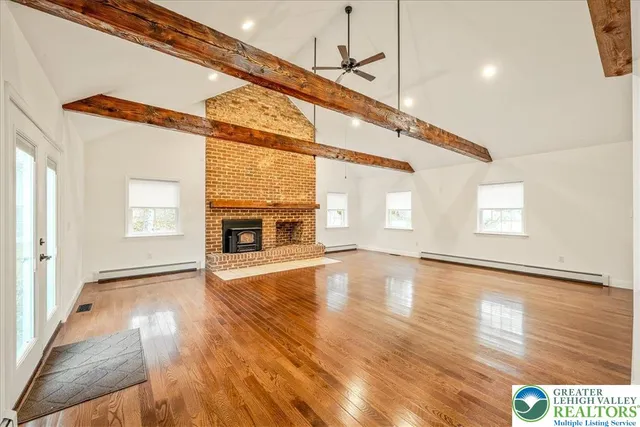 $650,000 | 5353 Highway 309, Schnecksville, PA 18078