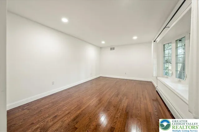 $650,000 | 5353 Highway 309, Schnecksville, PA 18078