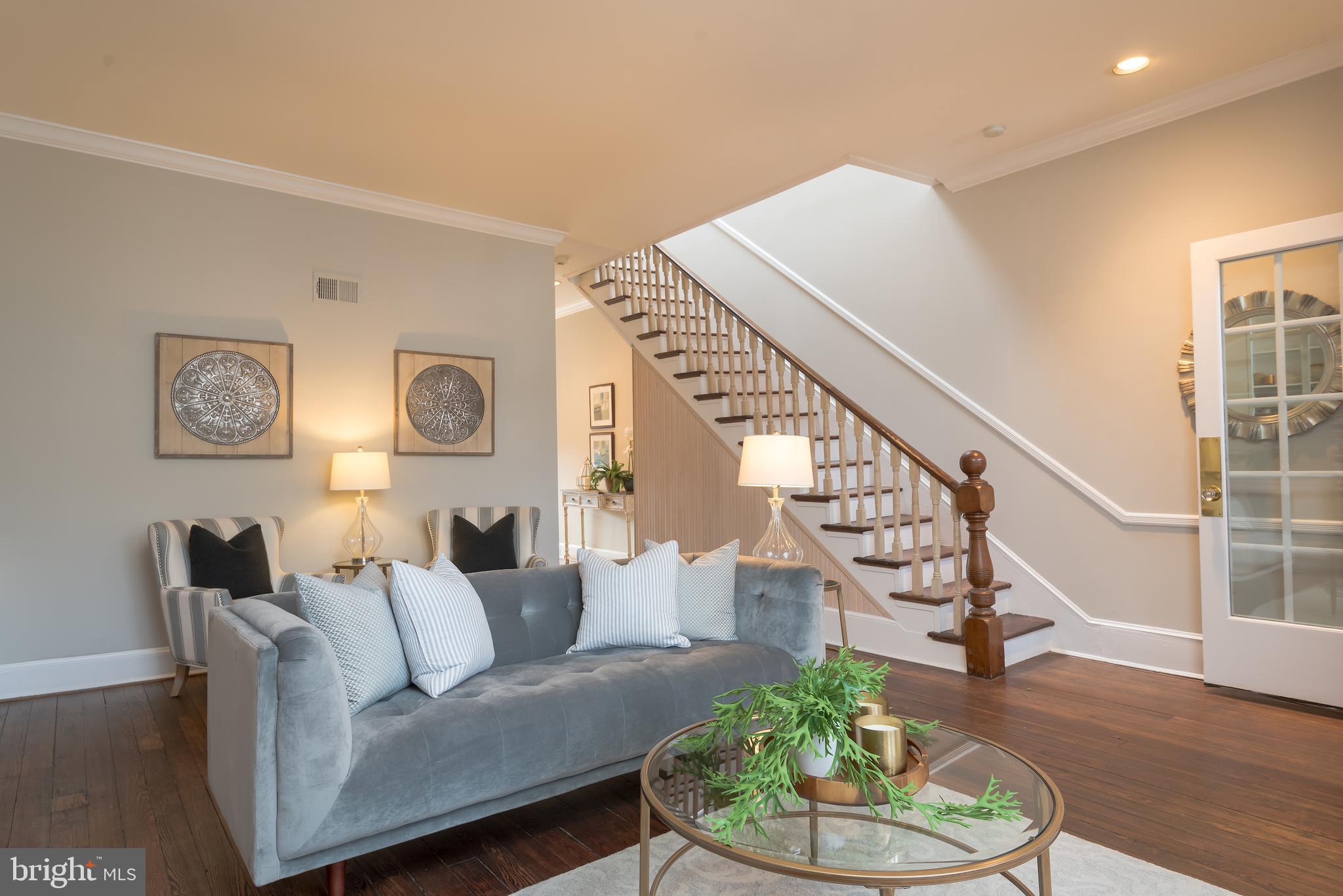 311 E Street Northeast Washington, DC 20002 - Photo 6 of 41 Living room