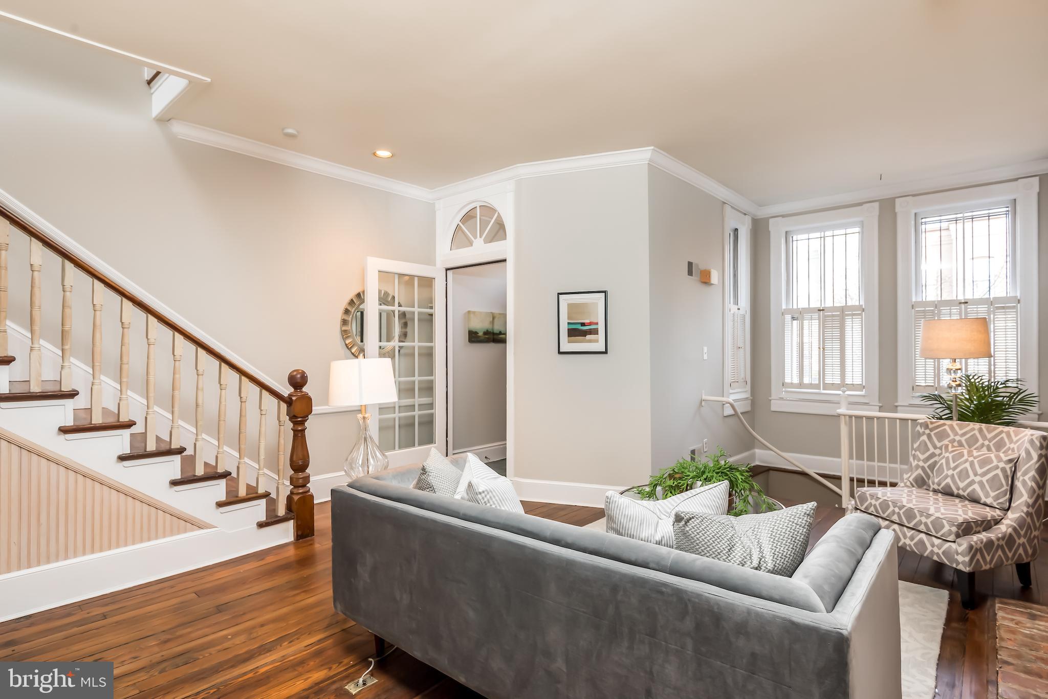 311 E Street Northeast Washington, DC 20002 - Photo 7 of 41 Living room