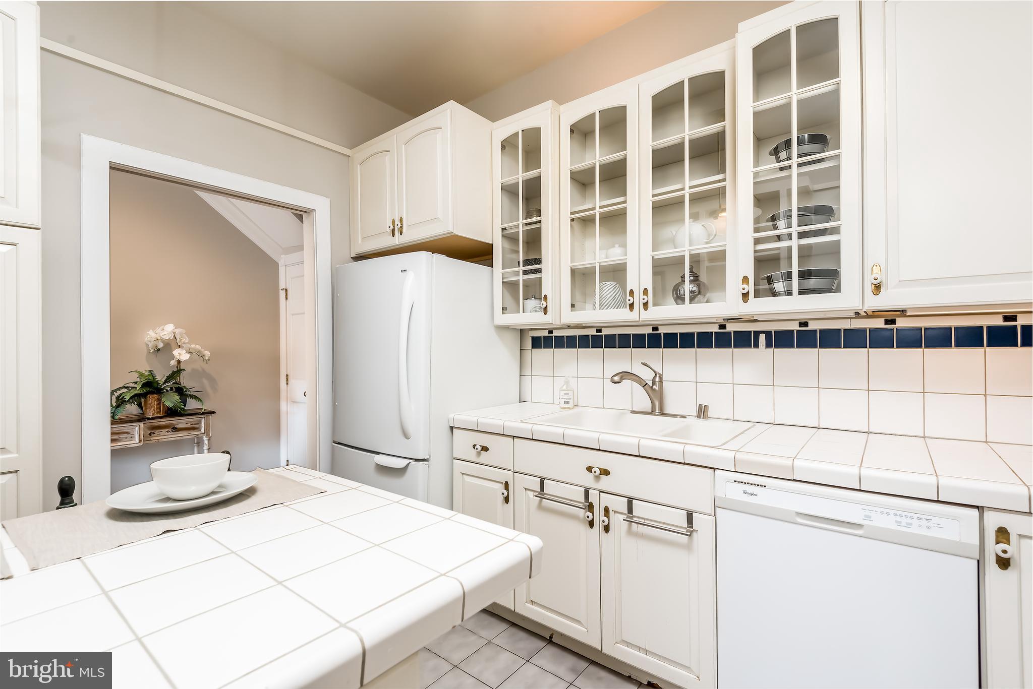 311 E Street Northeast Washington, DC 20002 - Photo 9 of 41 Kitchen