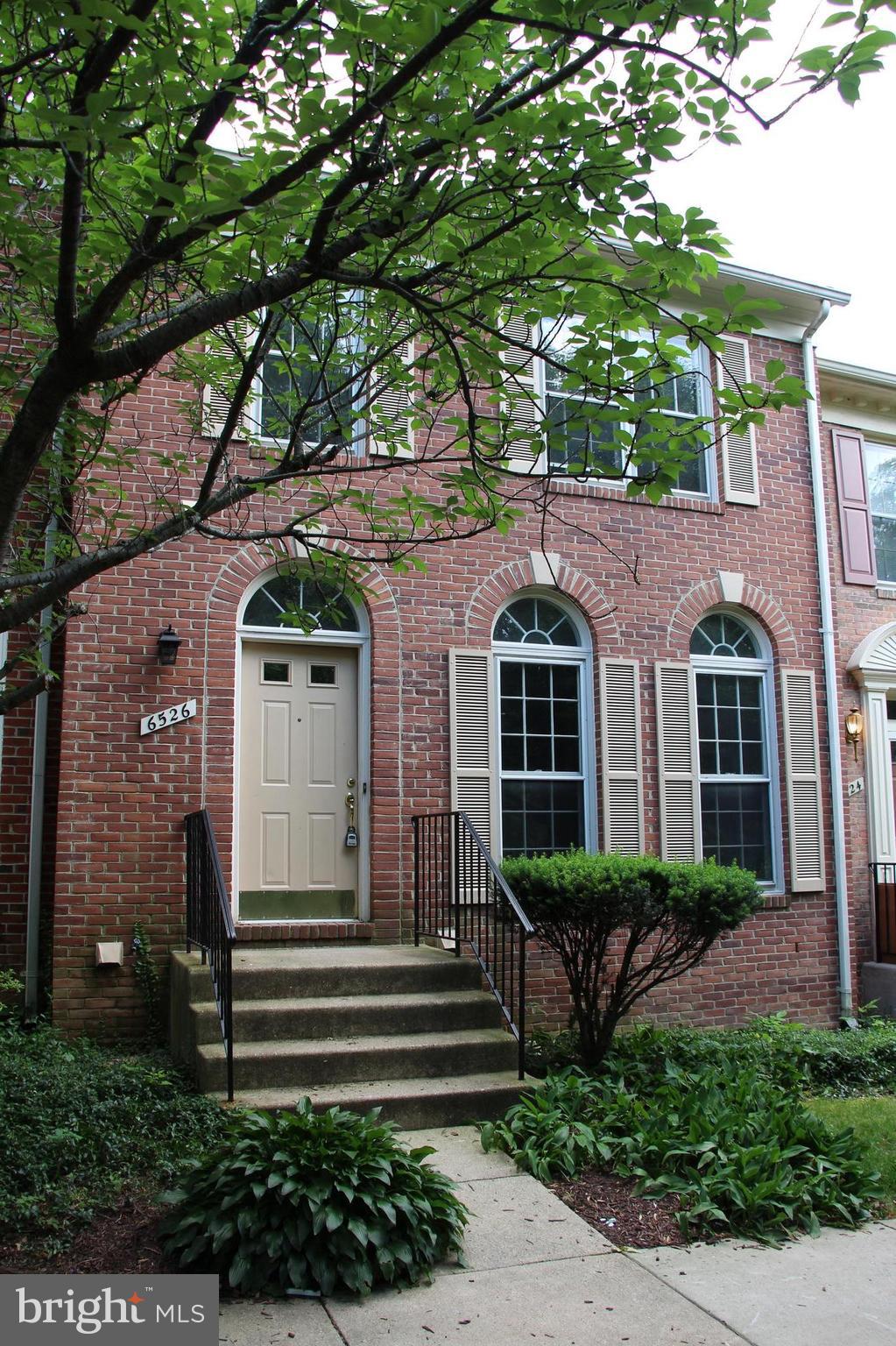 6526 Milva Lane Springfield, VA 22150 - Photo 1 of 30 Great Location! Easy commute! Walk to shopping!