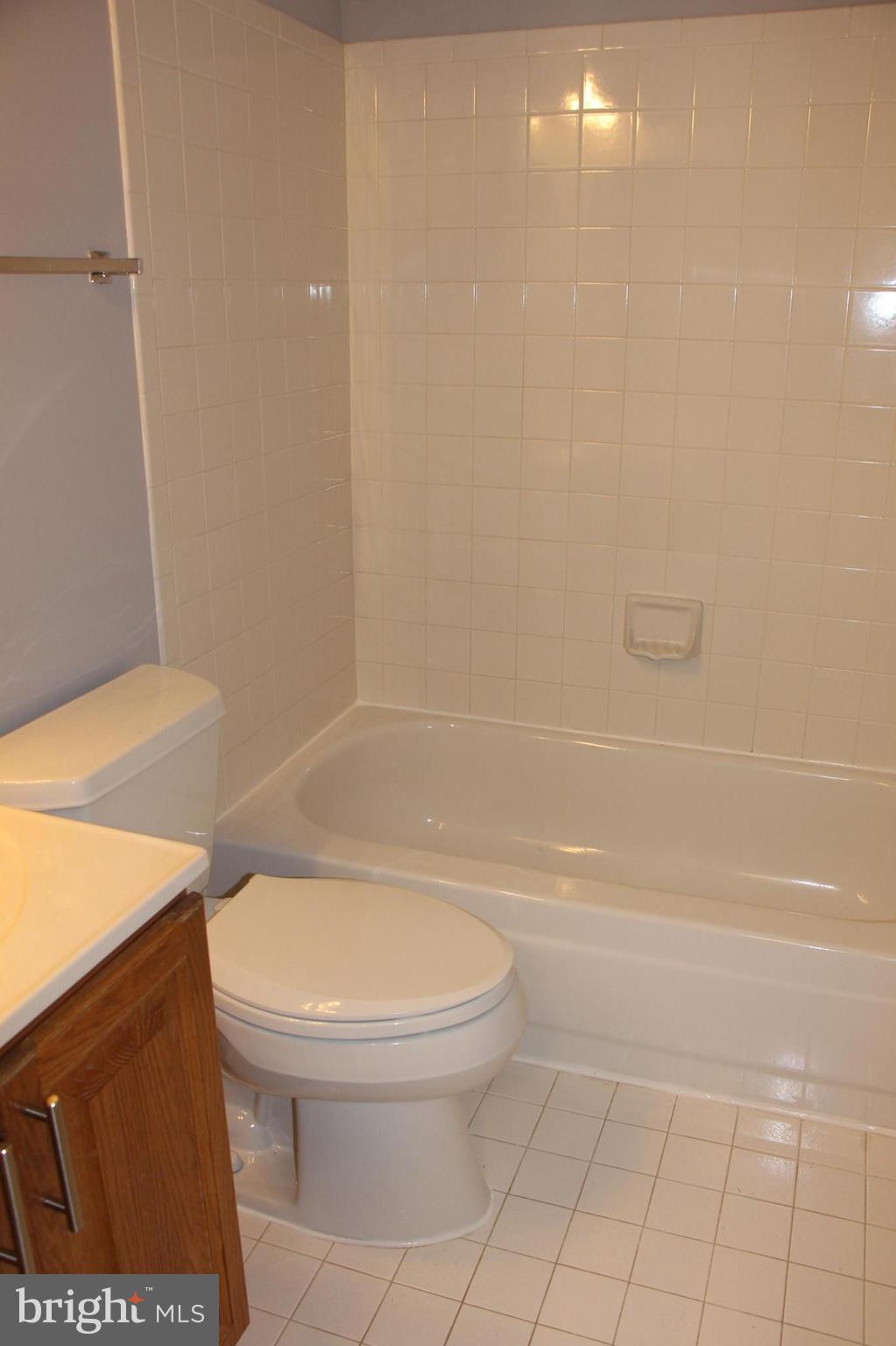 6526 Milva Lane Springfield, VA 22150 - Photo 17 of 30 Clean and Bright!