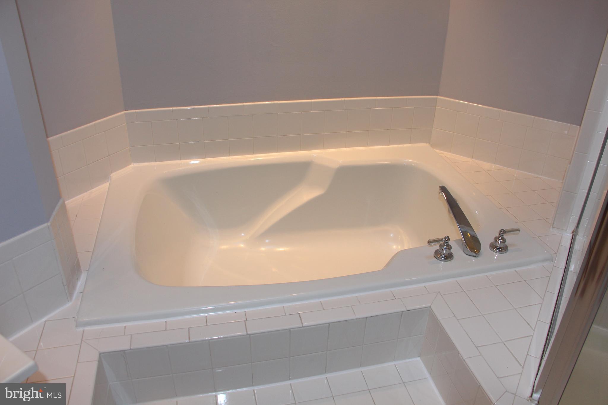 6526 Milva Lane Springfield, VA 22150 - Photo 23 of 30 Just Relax!