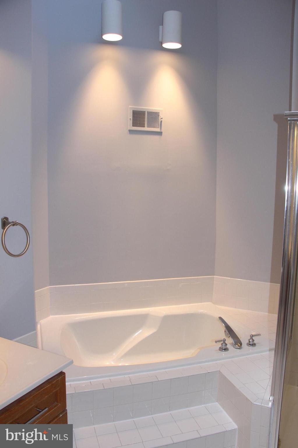 6526 Milva Lane Springfield, VA 22150 - Photo 25 of 30 Wow