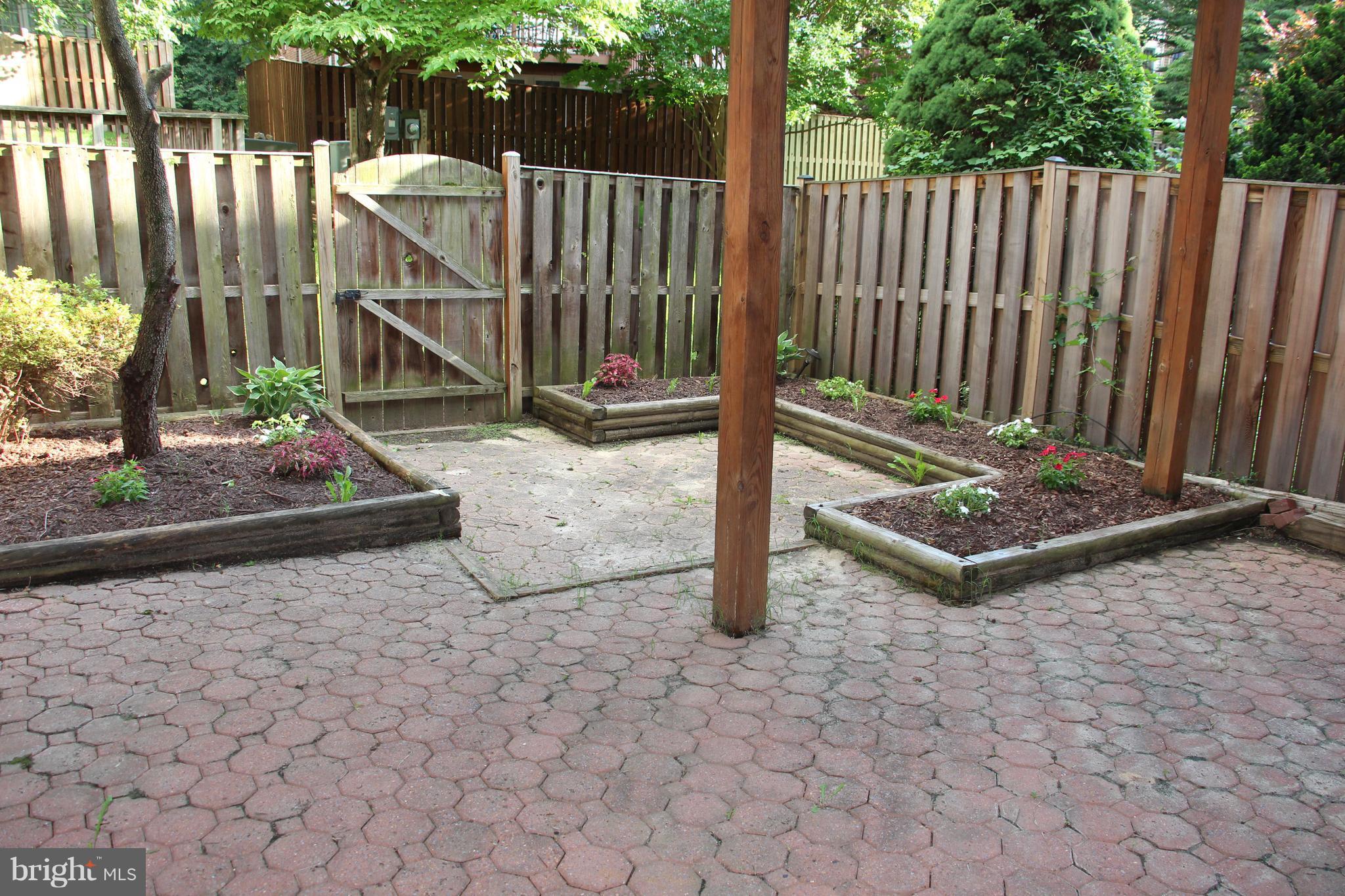 6526 Milva Lane Springfield, VA 22150 - Photo 29 of 30 Walk-out to brick Patio-Fenced in!