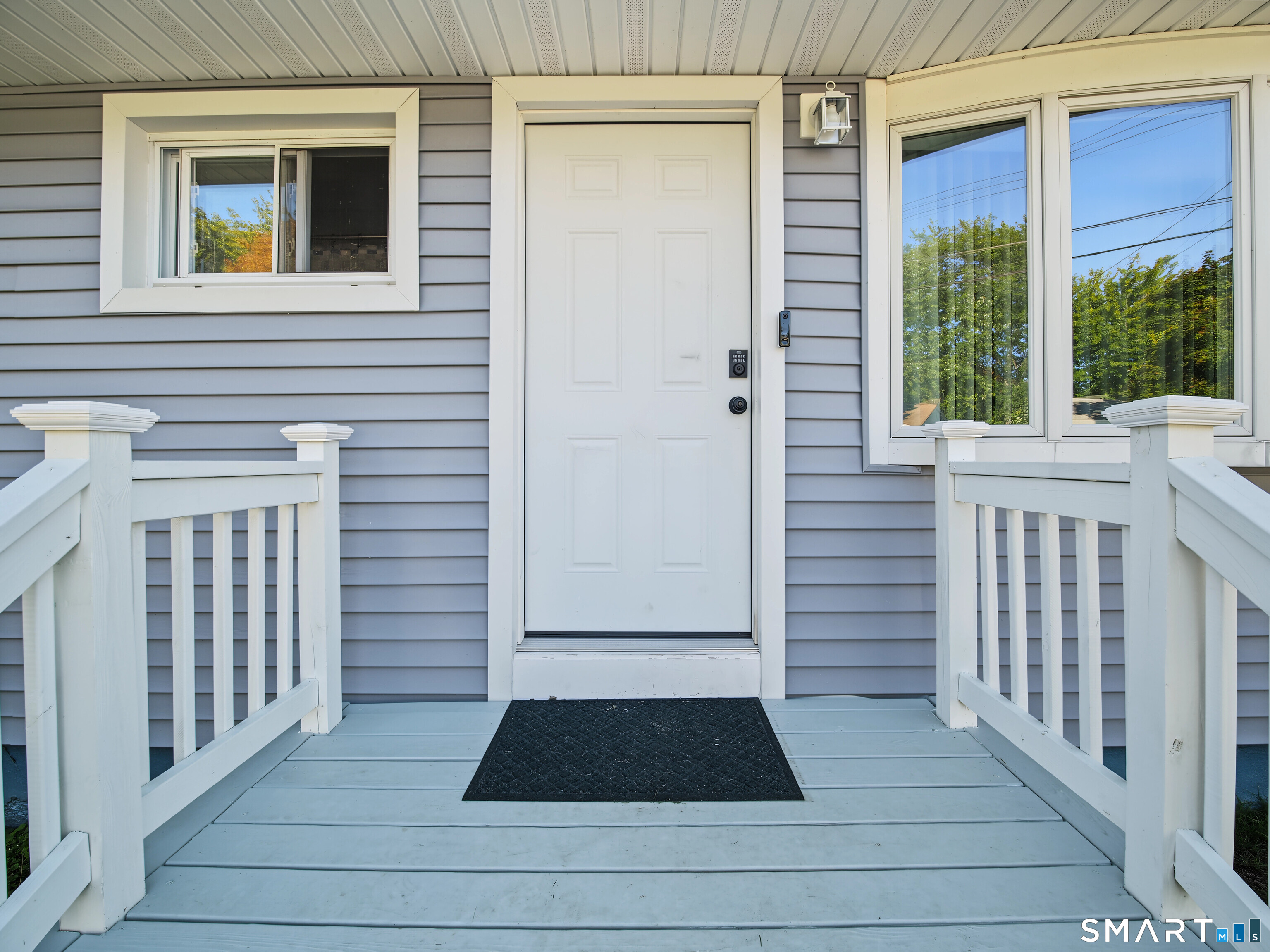 76 Great Circle Road West Haven, CT 06516 - Photo 5 of 25 Gallery Image 5