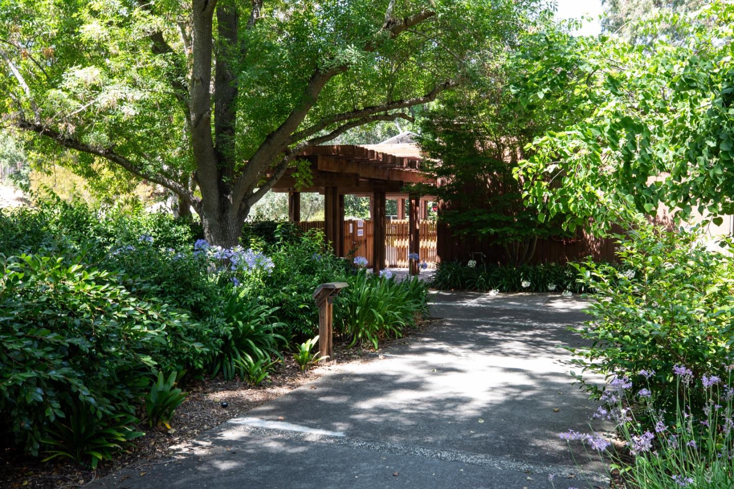 10 Farm Road Los Altos, CA 94024 - Photo 28 of 31 a front view of a house with a yard