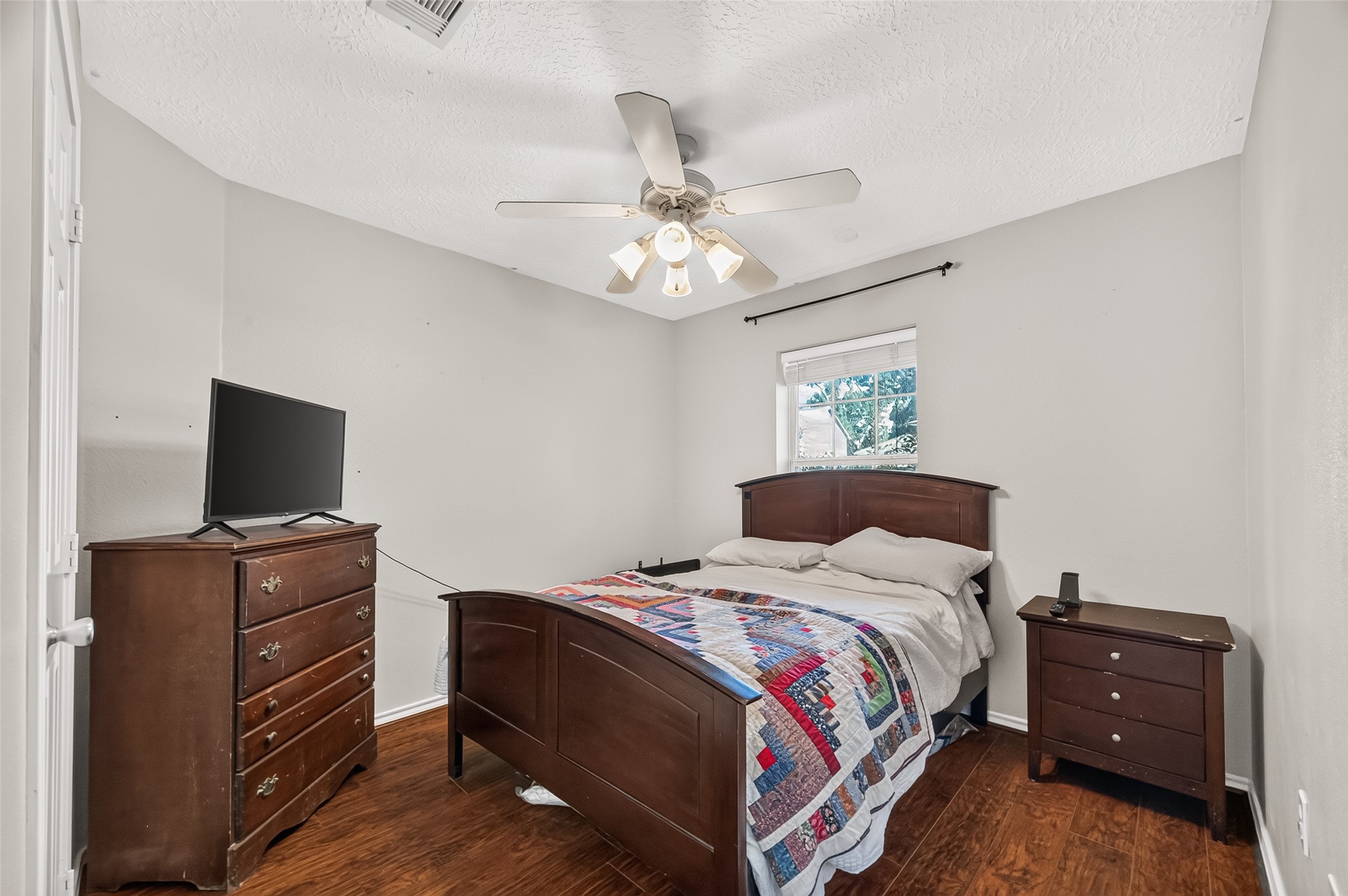 720 Springwood Drive Conroe, TX 77385 - Photo 19 of 30