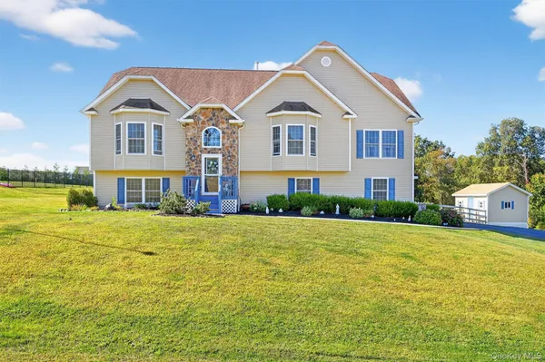 $749,900 | 47 Finley Drive, Salisbury Mills, NY 12577