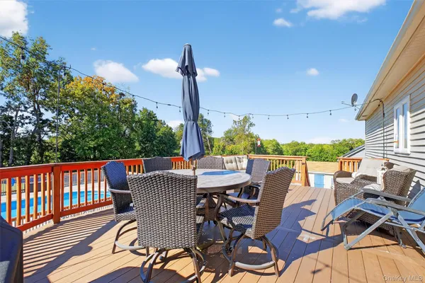 $749,900 | 47 Finley Drive, Salisbury Mills, NY 12577