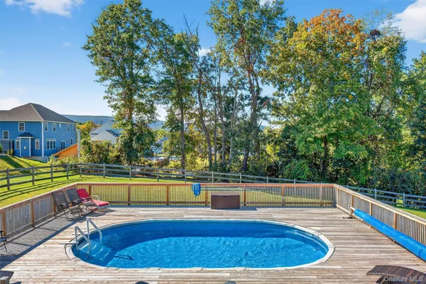 $749,900 | 47 Finley Drive, Salisbury Mills, NY 12577
