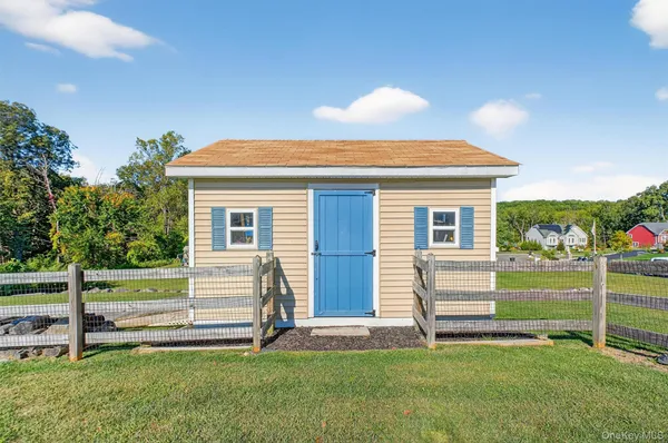 $749,900 | 47 Finley Drive, Salisbury Mills, NY 12577