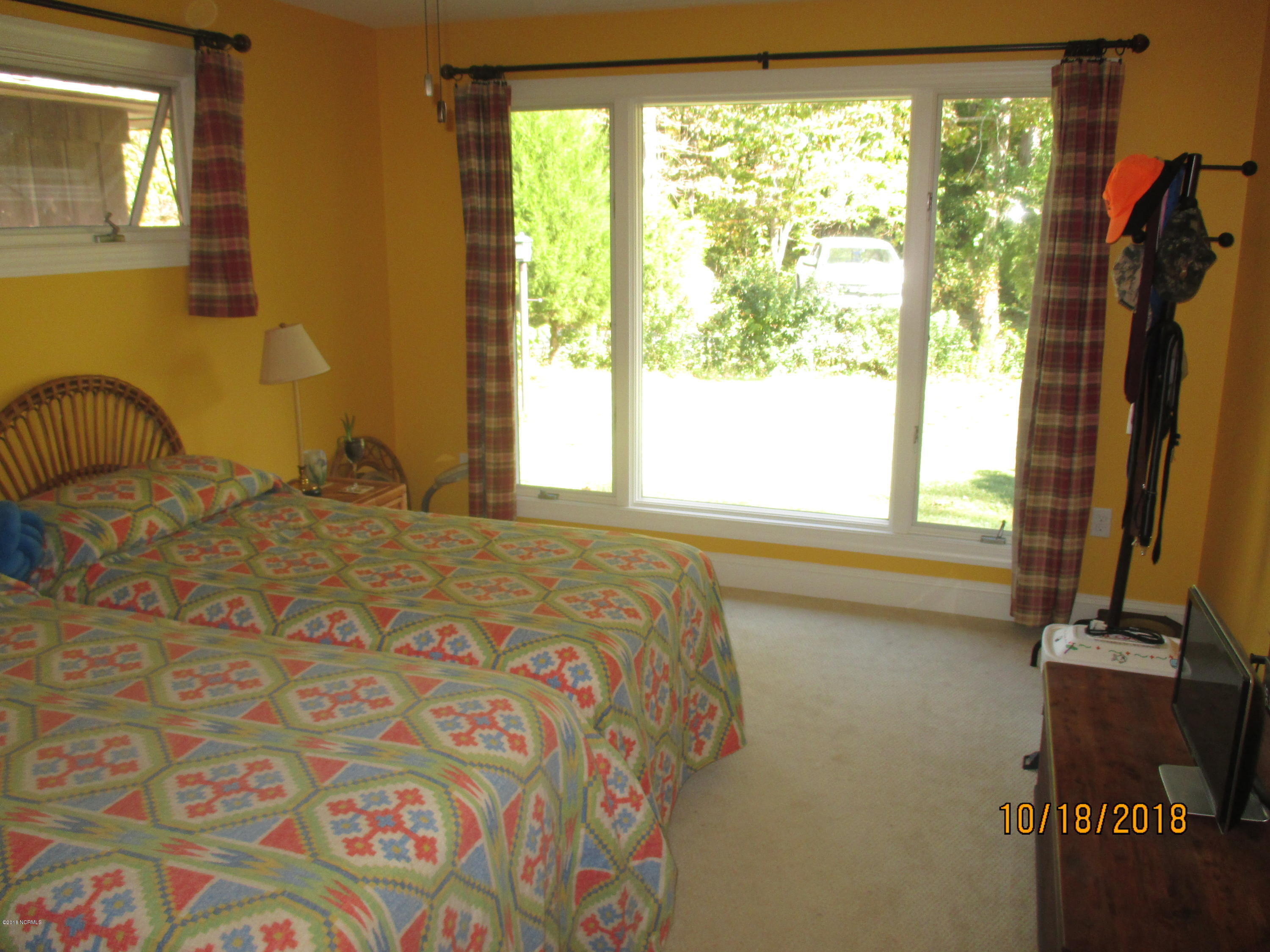 932 Post Road Bath, NC 27808 - Photo 11 of 30 LESLIE WILSON BATH CREEK 017