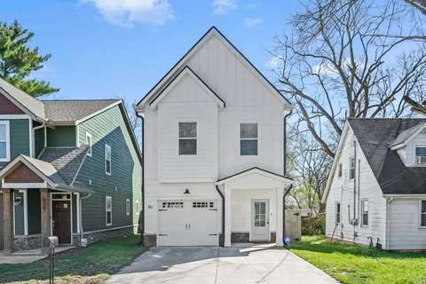 $529,000 | 816 East Vine Street, Murfreesboro, TN 37130