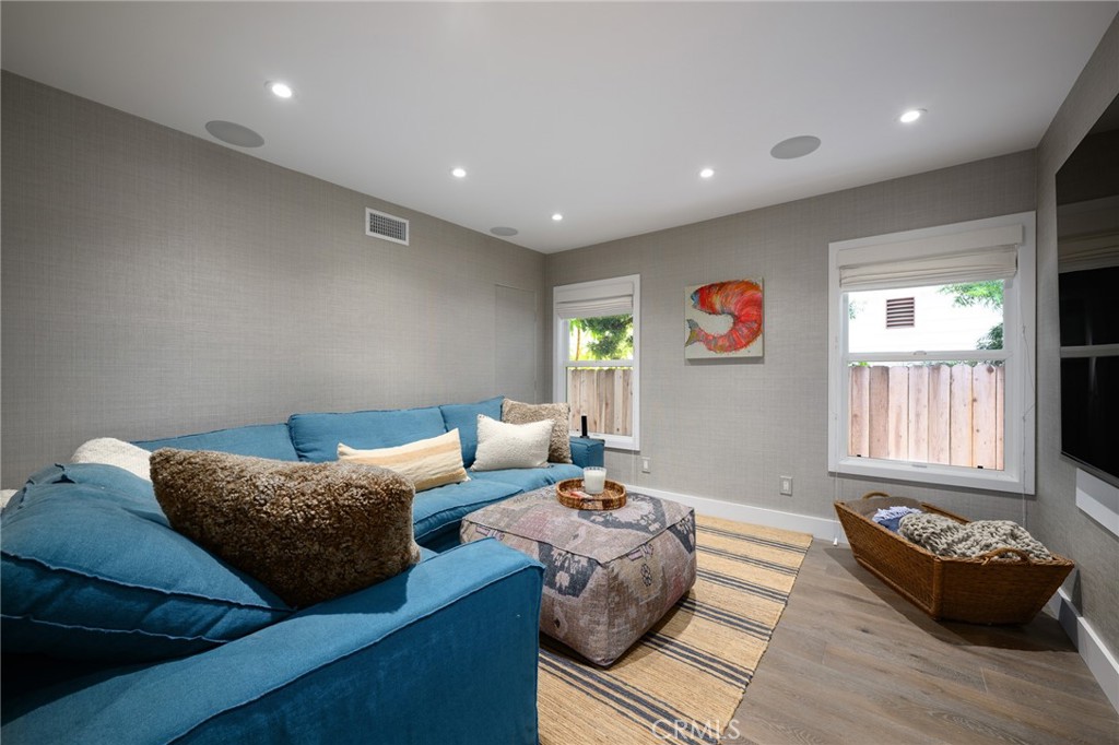 519 Signal Road Newport Beach, CA 92663 - Photo 32 of 53