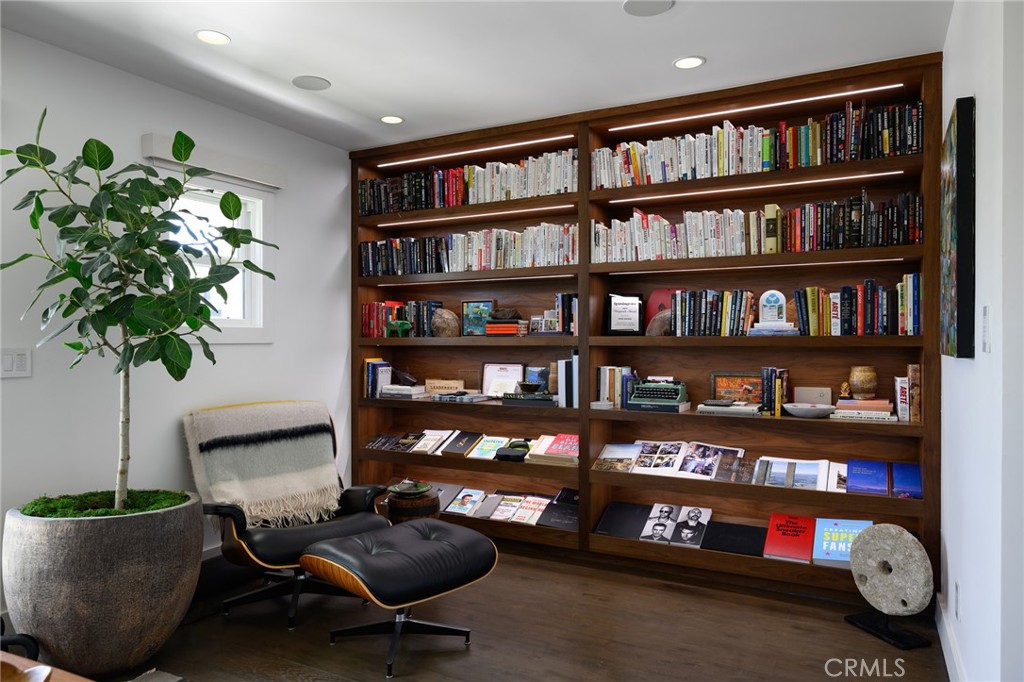 519 Signal Road Newport Beach, CA 92663 - Photo 38 of 53