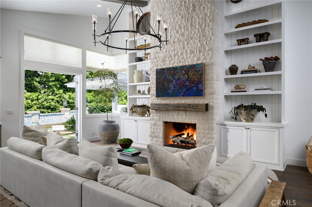 519 Signal Road Newport Beach, CA 92663 - Photo 9 of 53