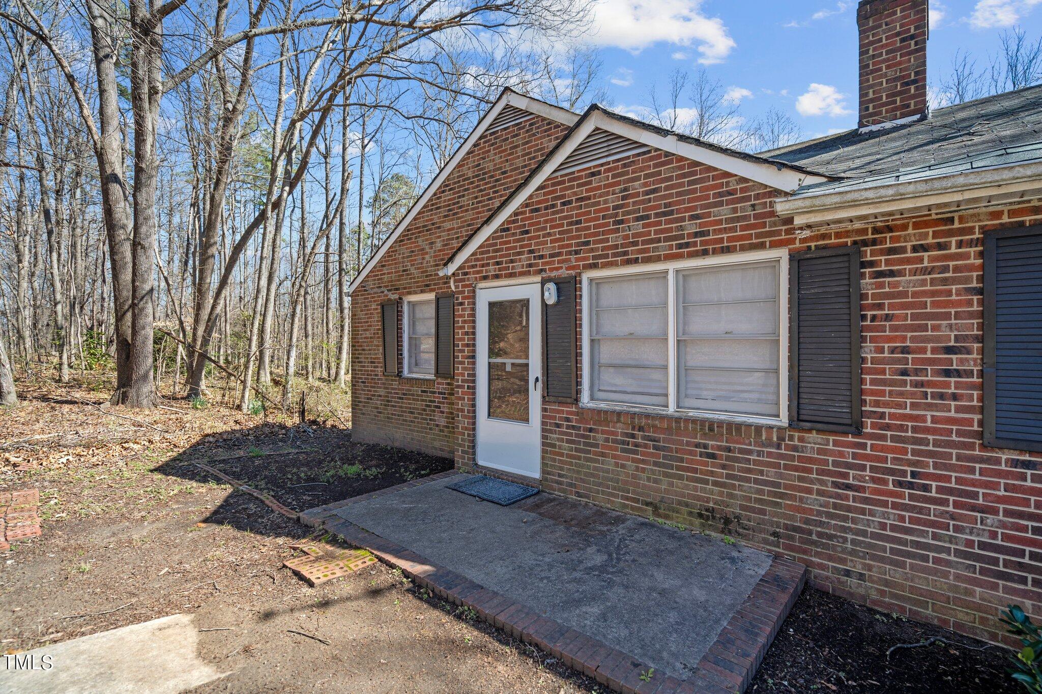 223 Gentry Street Roxboro, NC 27573 - Photo 3 of 36 2-web-or-mls-_NFP6058