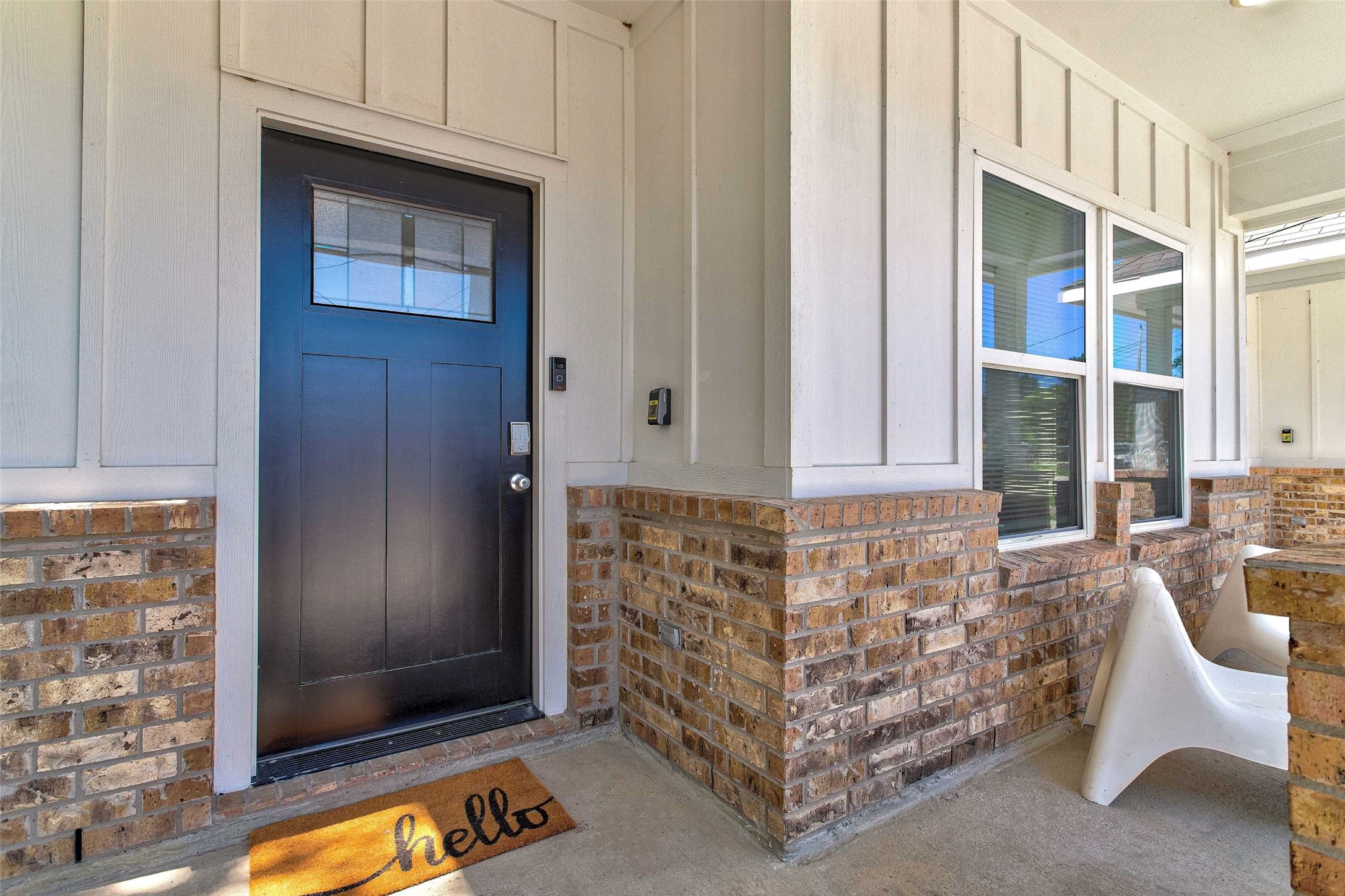 9816 Masterson Street Houston, TX 77029 - Photo 2 of 23 a view of front door of house