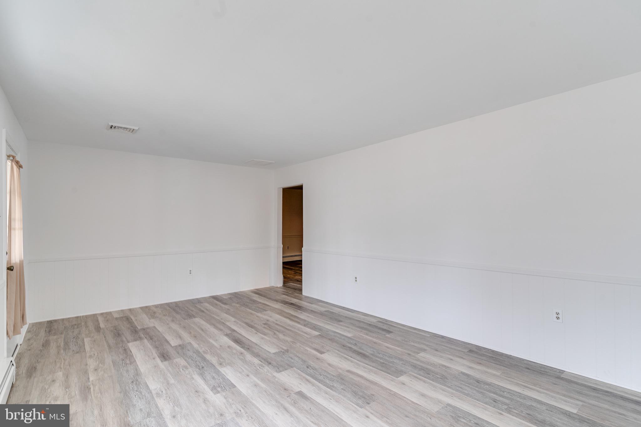 441 Lake Boulevard Lindenwold, NJ 08021 - Photo 5 of 21