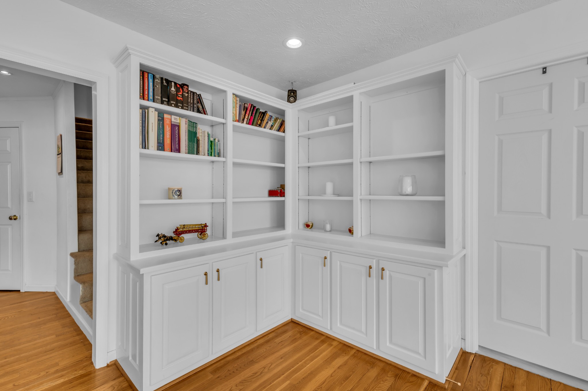 672 Old Snow Hill Road Dowelltown, TN 37059 - Photo 20 of 54 a view of walk in closet with empty racks