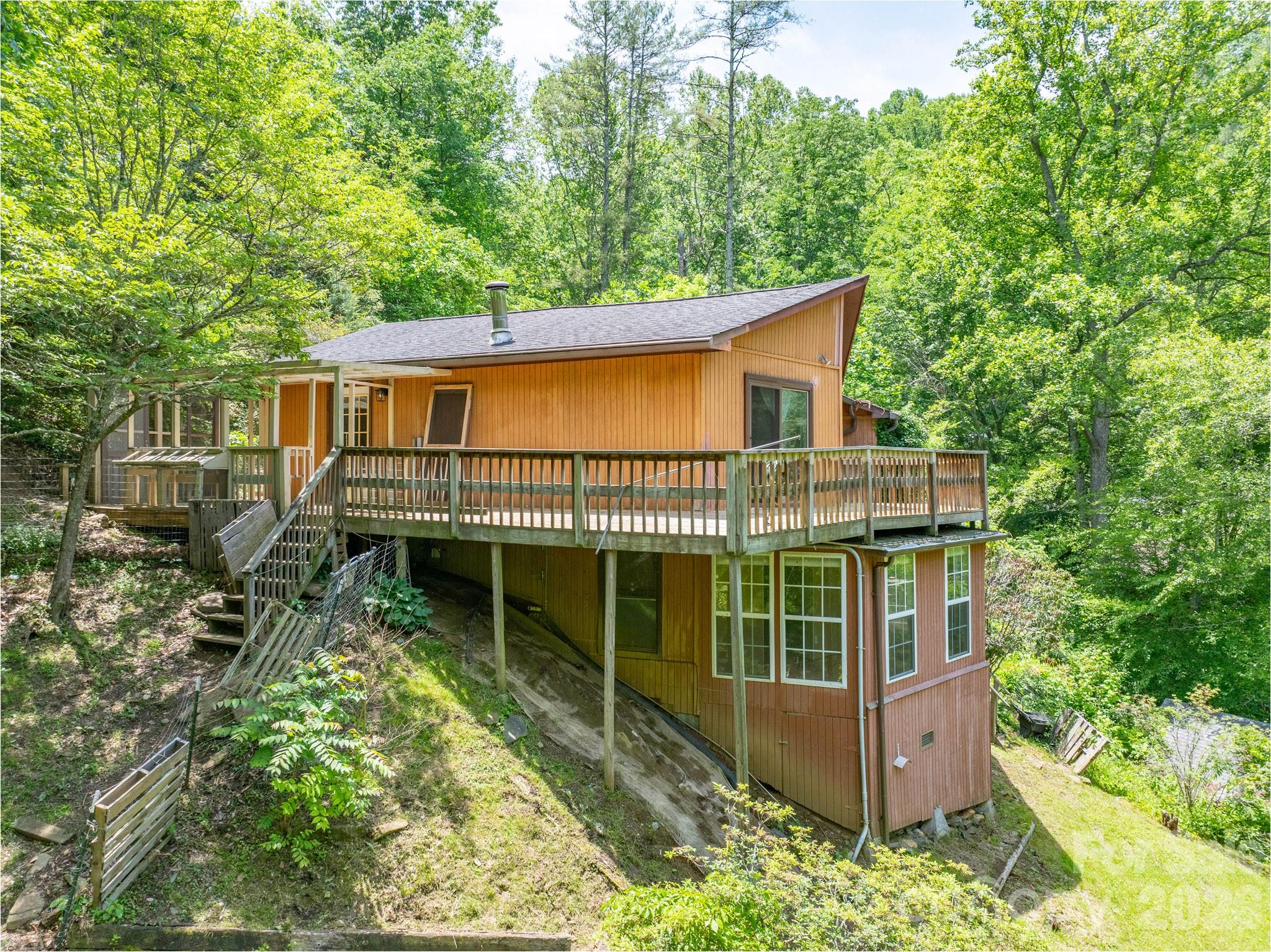 295 Richmond Road Bakersville, NC 28705 - Photo 16 of 33