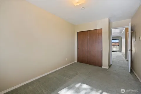 $195,995 | 1588 Naval Avenue, Unit 10, Bremerton, WA 98312