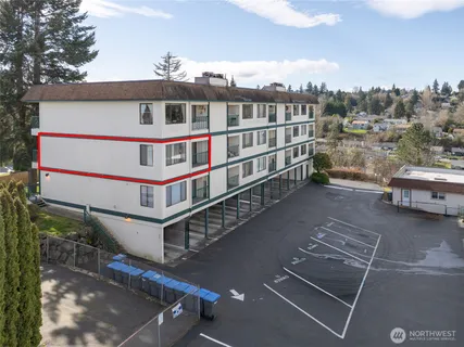 $195,995 | 1588 Naval Avenue, Unit 10, Bremerton, WA 98312