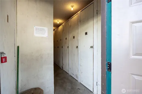 $195,995 | 1588 Naval Avenue, Unit 10, Bremerton, WA 98312