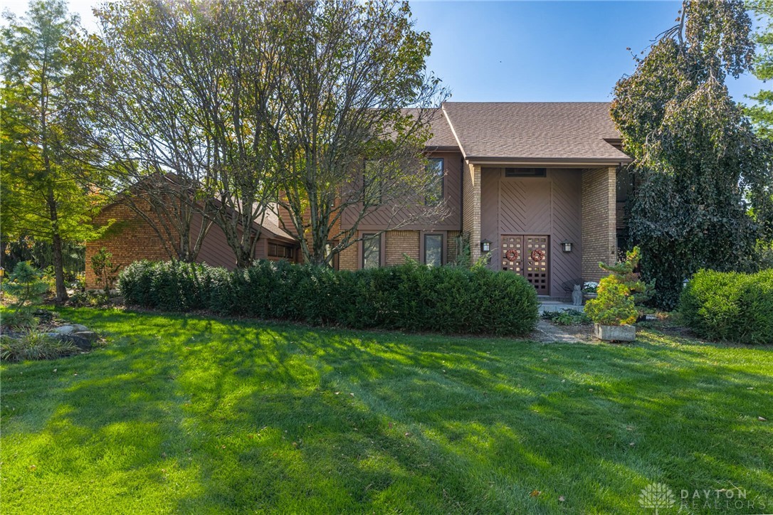 4951 Walnut Walk Kettering, OH 45429 - Photo 1 of 91