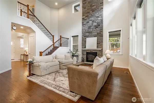 $2,225,000 | 19307 58th Avenue Southeast, Bothell, WA 98012