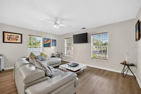 $3,500 | 2801 2nd Avenue South, St. Petersburg, FL 33712