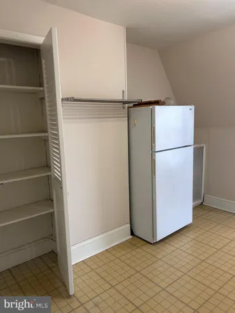 $1,400 | 913 Fayette Street, Unit 3, Conshohocken, PA 19428