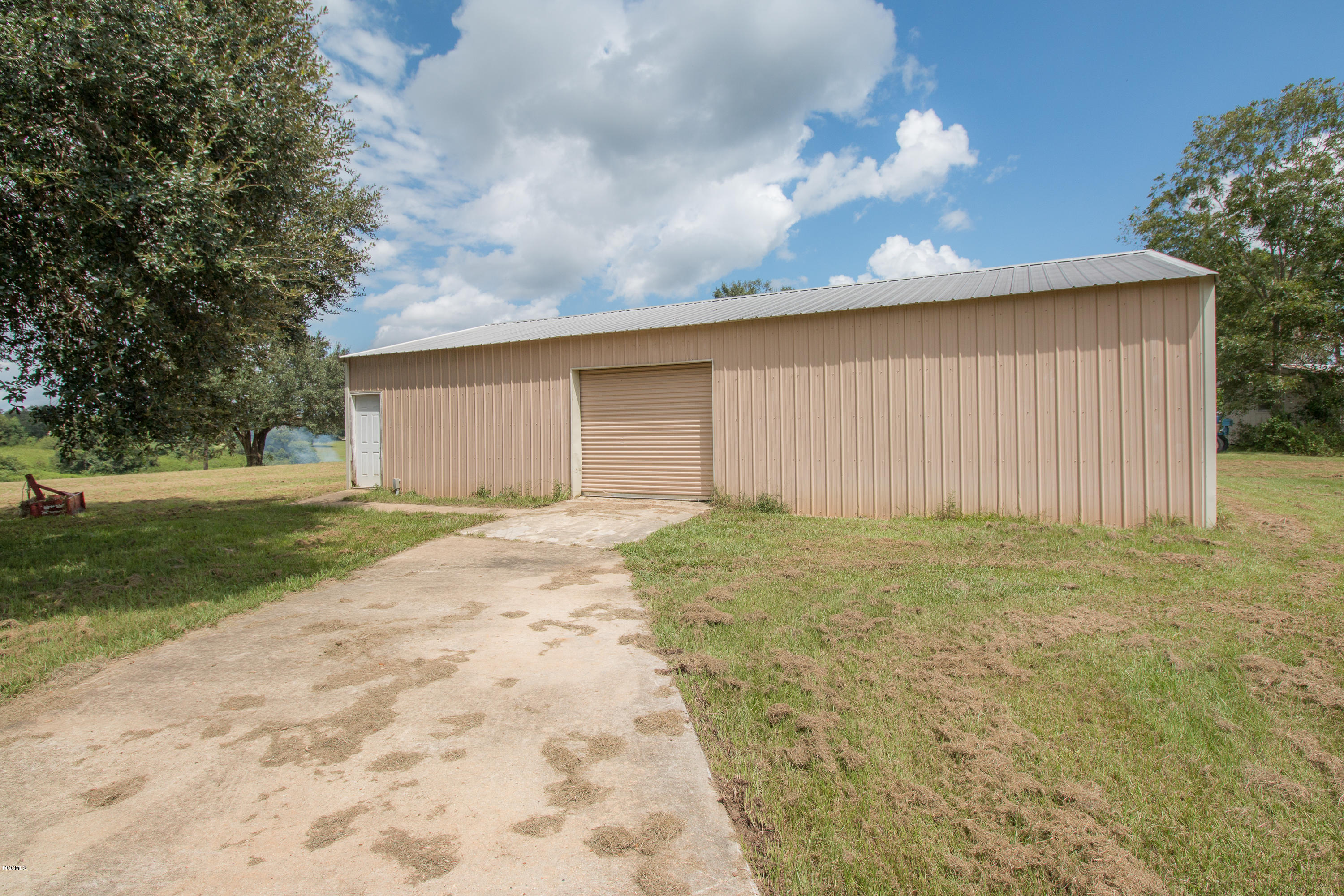 85 Lumpkin Road Carriere, MS 39426 - Photo 29 of 30 85 Lumpkin-30