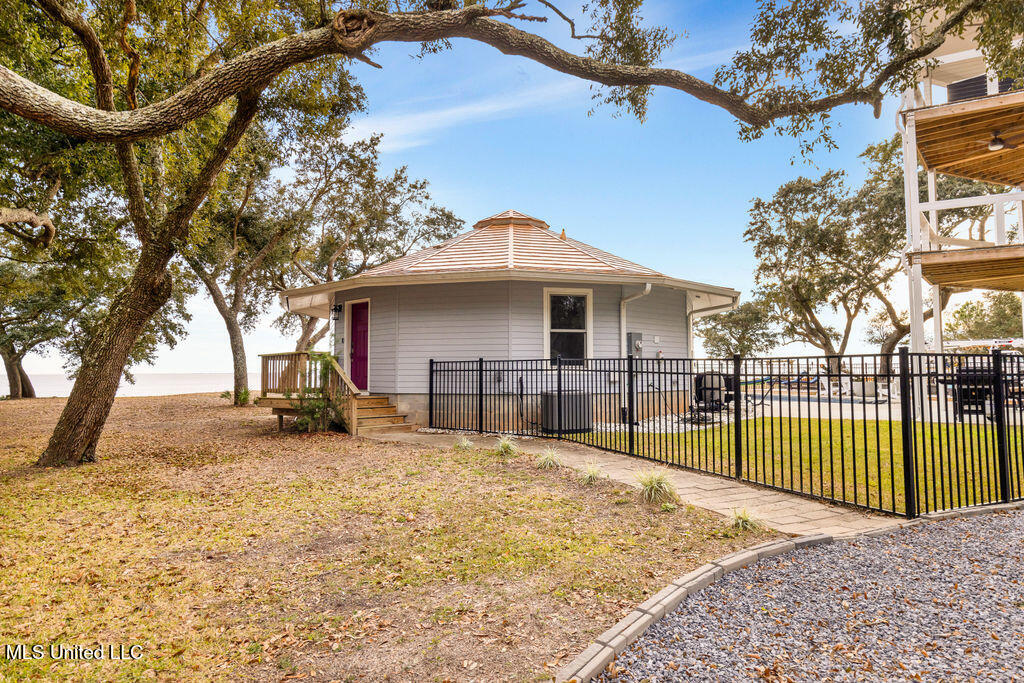 5333 East Belle Fontaine Road Ocean Springs, MS 39564 - Photo 24 of 75 5333EBelleFontaine-51