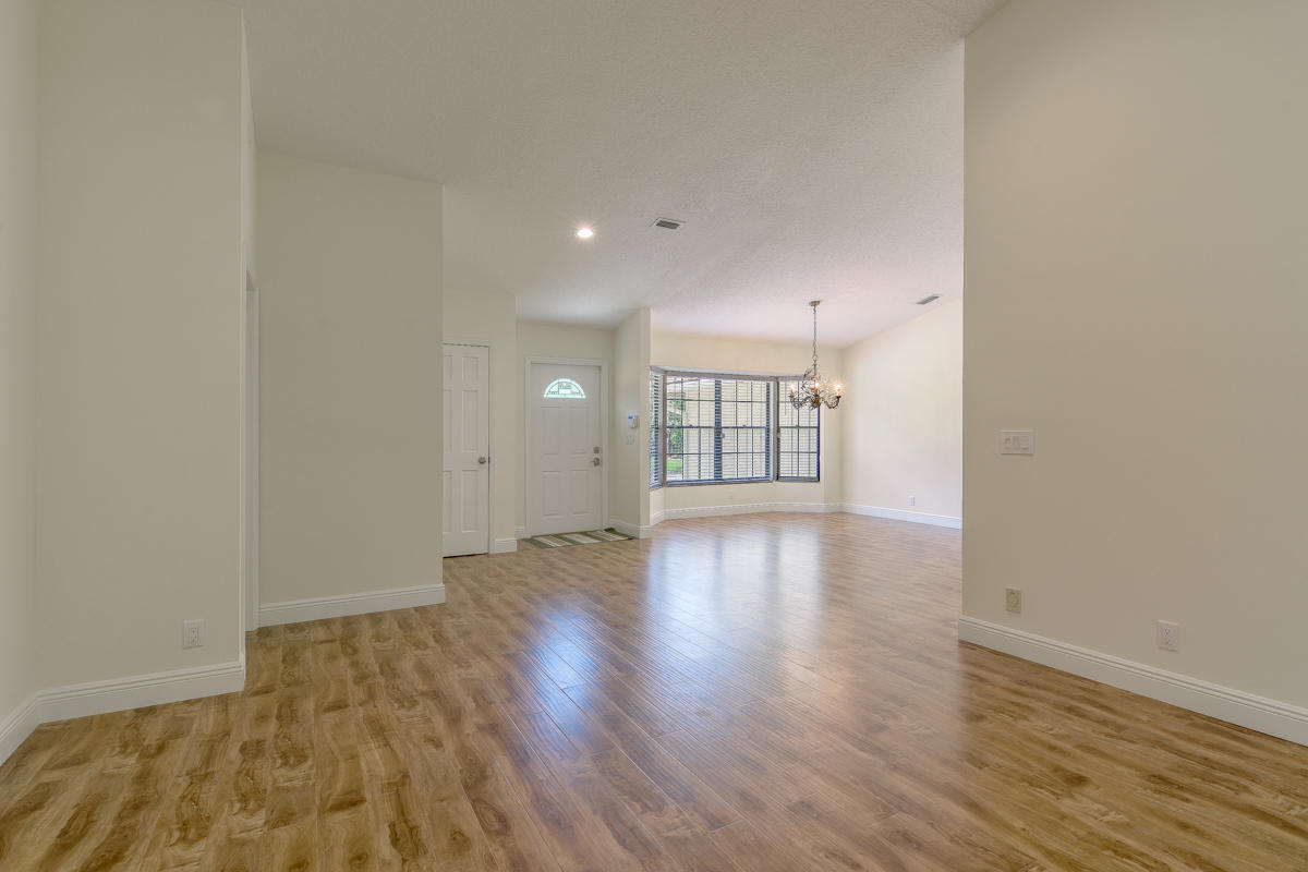 12225 154th Road North Jupiter, FL 33478 - Photo 11 of 39 Living Dining