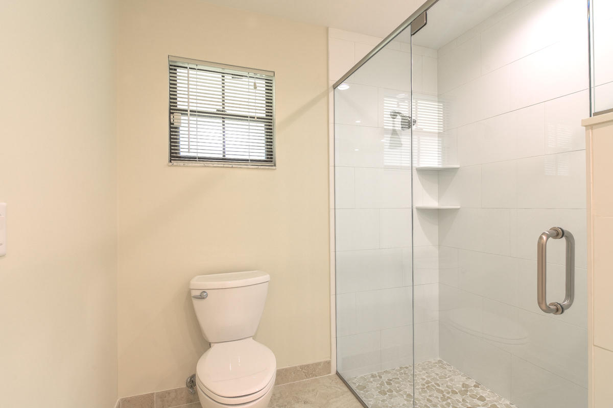 12225 154th Road North Jupiter, FL 33478 - Photo 22 of 39 Master Bathroom