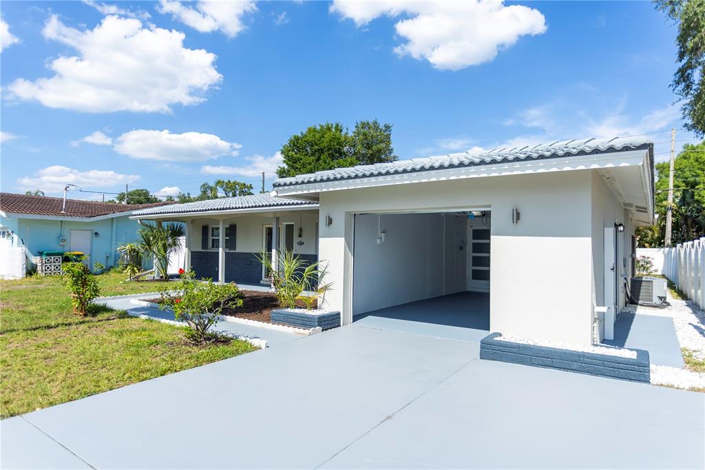 2451 Rutland Lane Clearwater, FL 33763 - Photo 4 of 45