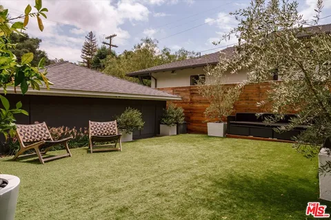 $1,799,000 | 2583 Canyon Drive, Los Angeles, CA 90068